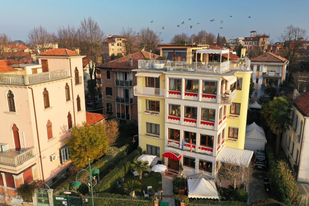 Oasis Lagoon Estate Lido di Venezia Exterior photo
