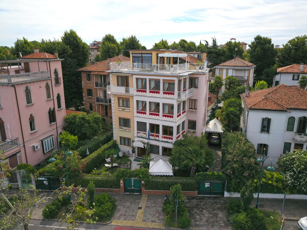 Oasis Lagoon Estate Lido di Venezia Exterior photo